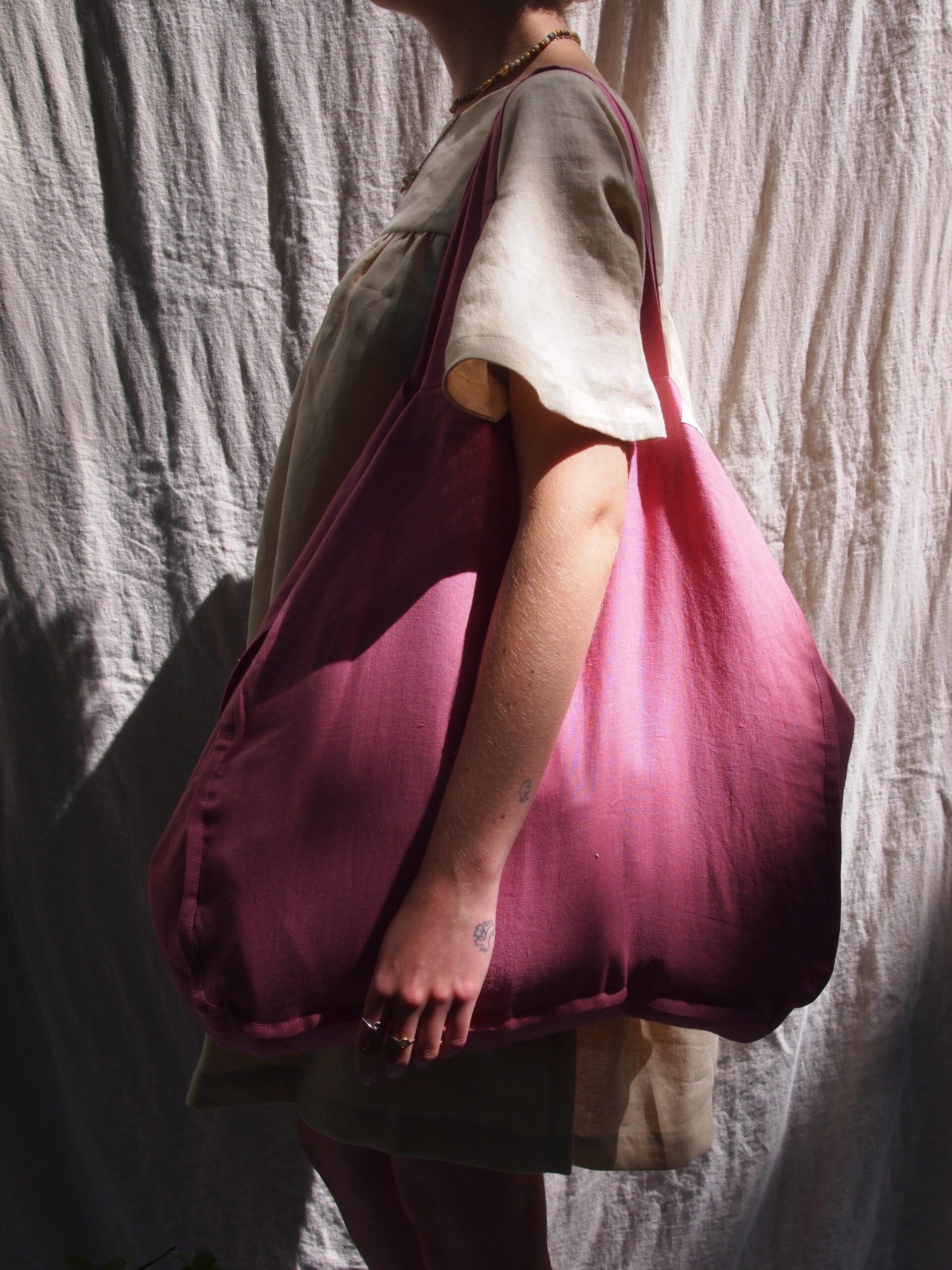 Lniana torba duża pakowna w kolorze różowym